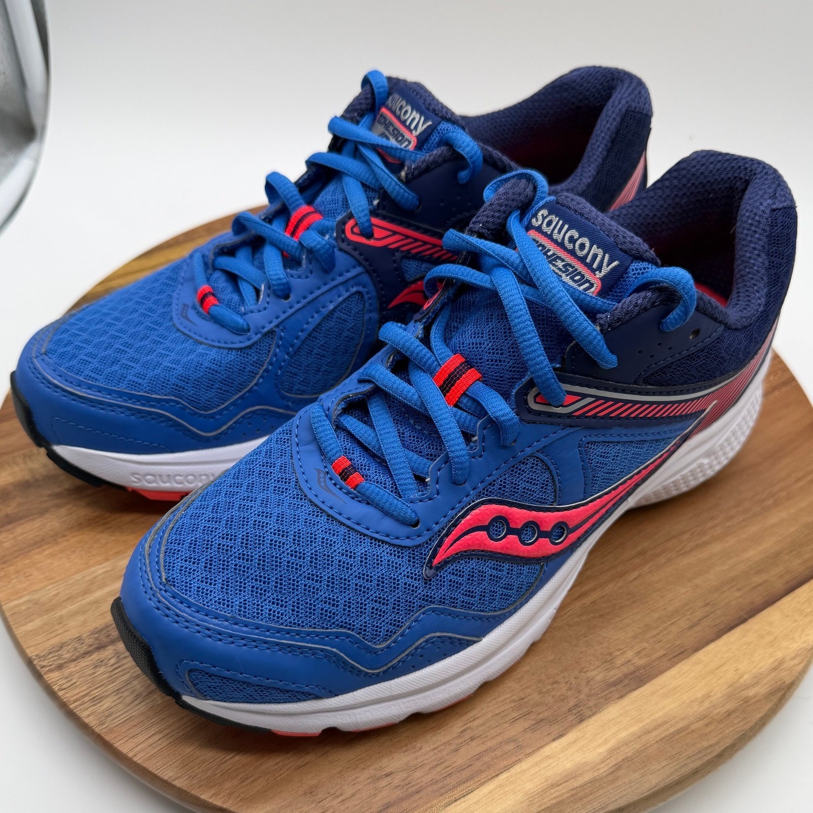 Saucony Women's Size 8 1/2 Cohesion 10 Running Shoes Blue Coral 0347